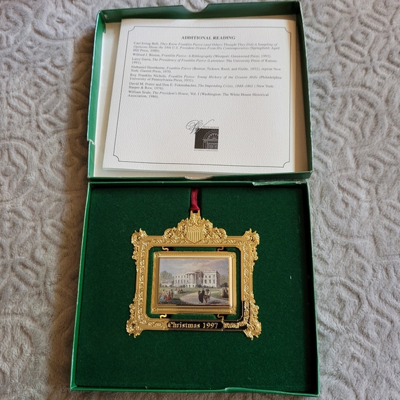 1997 WHITE HOUSE Christmas Ornament - Picture 9 of 9